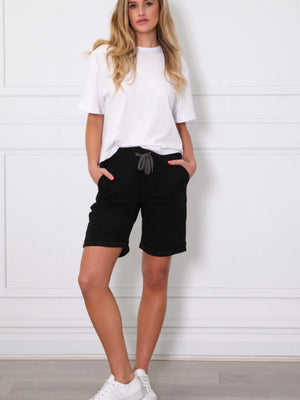 Leoni Monaco Riley Short-Black | NZ womens clothing | Trio Boutique Geraldine